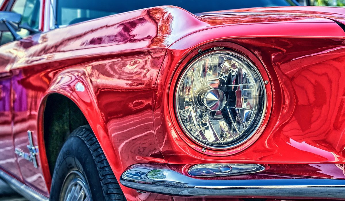 The Difference Between Natural and Dyed Agate Slices